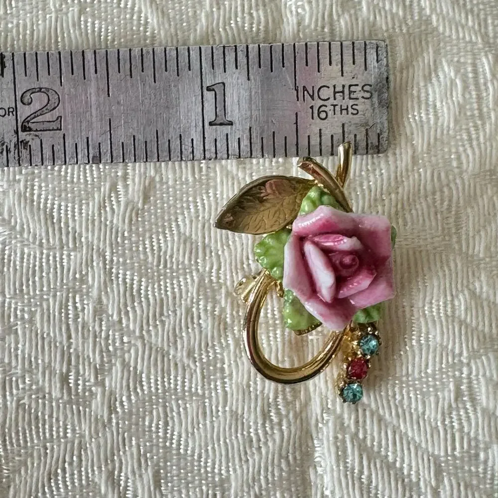Set of 2 Vintage Coro Ceramic Pink Rose Brooches Rhinestone Gold Tone Floral Pin
